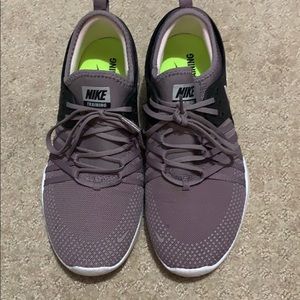Nike training shoes size 8